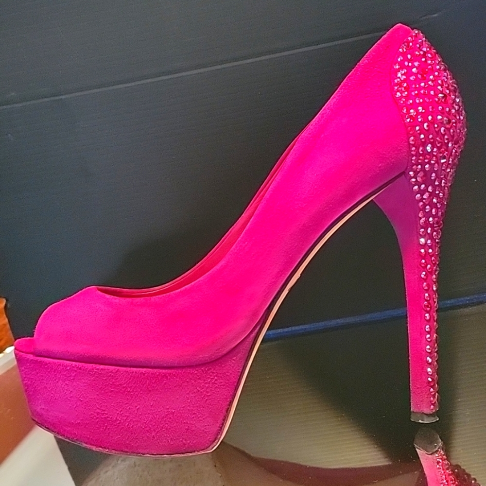 Brian Atwood Fushia Suide Rinestones On Heel Sz7.5 4in Heels With A 2in Platform View 5